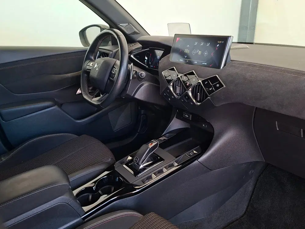 DS Automobiles DS 3 Crossback DS 3 Crossback 1.2 PureTech So Chic uit 2019, foto 3