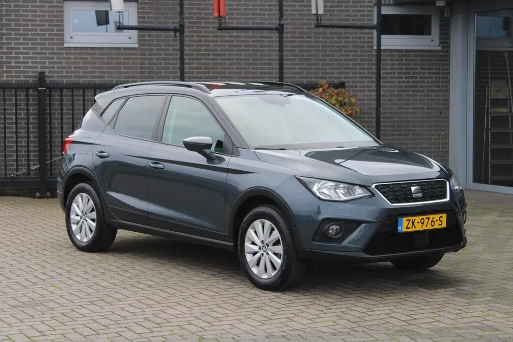 SEAT Arona 1.0 TSI Style Business Intense Camera uit 2019