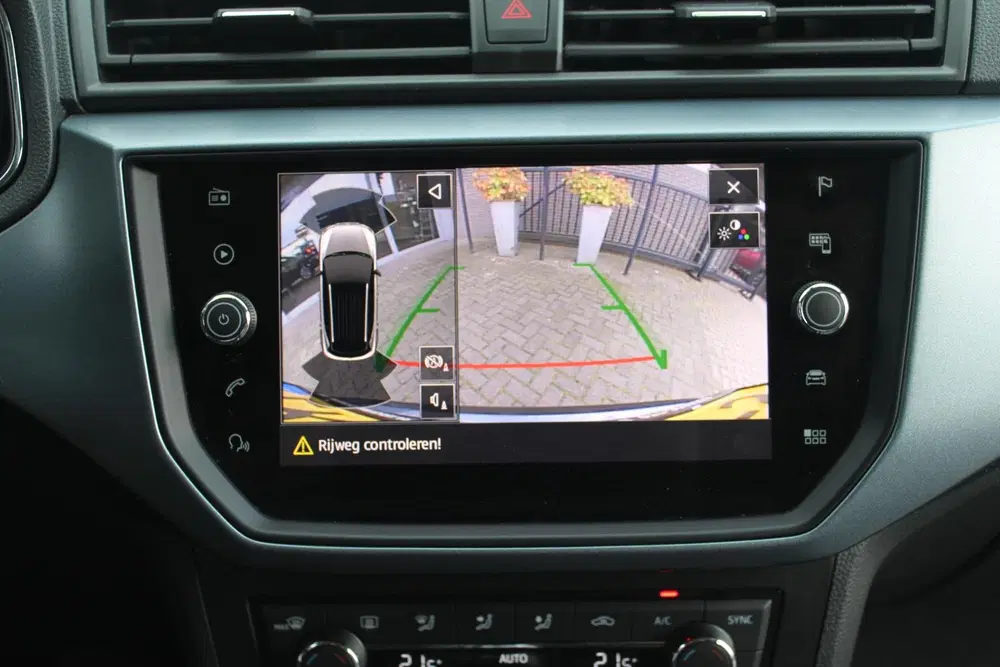 SEAT Arona 1.0 TSI Style Business Intense Camera uit 2019, foto 8