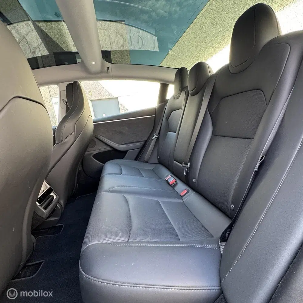 Tesla Model 3 HIGHLAND Performance + IAP + SOH 96.5% uit 2024, foto 10