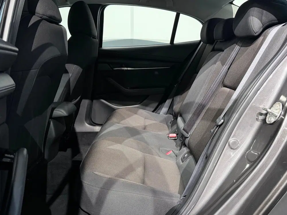 Mazda 3 2.0 e-SkyActiv-G M Hybrid 122 uit 2019, foto 13