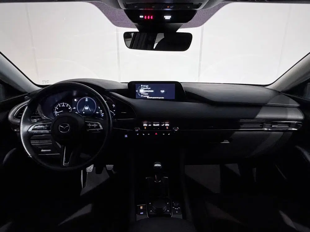 Mazda 3 2.0 e-SkyActiv-G M Hybrid 122 uit 2019, foto 2