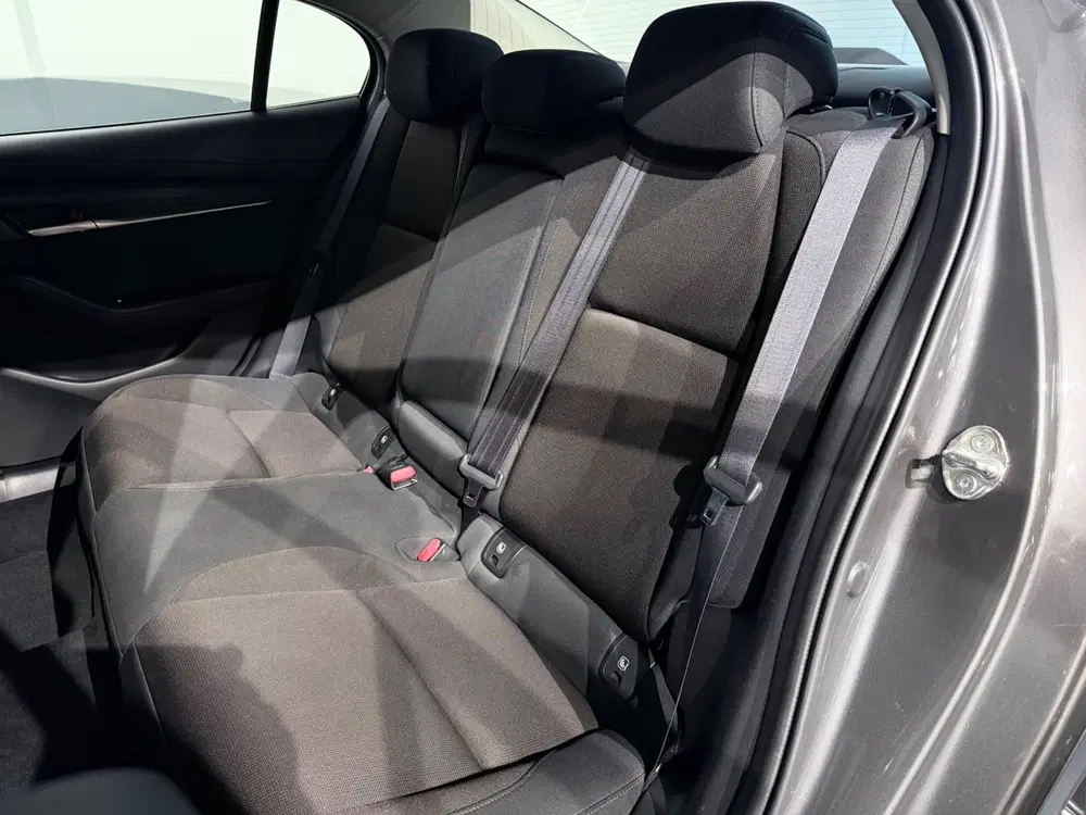 Mazda 3 2.0 e-SkyActiv-G M Hybrid 122 uit 2019, foto 5