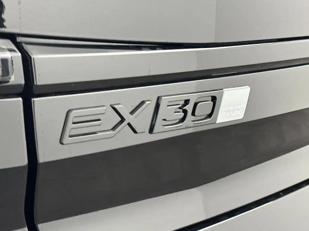 Volvo EX30 P5 Extended Range Ultra Black Edition uit 2026, foto 11