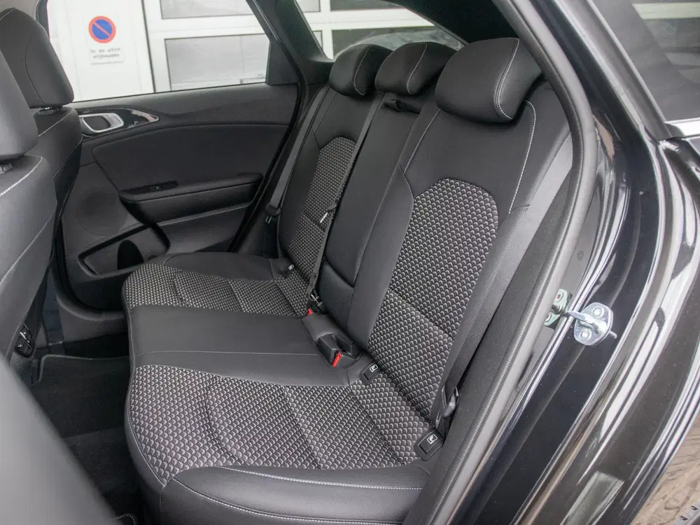 Kia Ceed 1.0 T-GDi DynamicPlusLine uit 2025, foto 12
