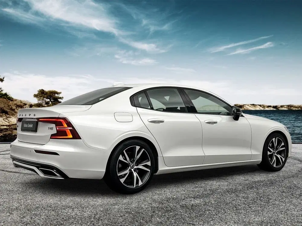 Volvo S60 T4 190PK R-Design uit 2019, foto 4