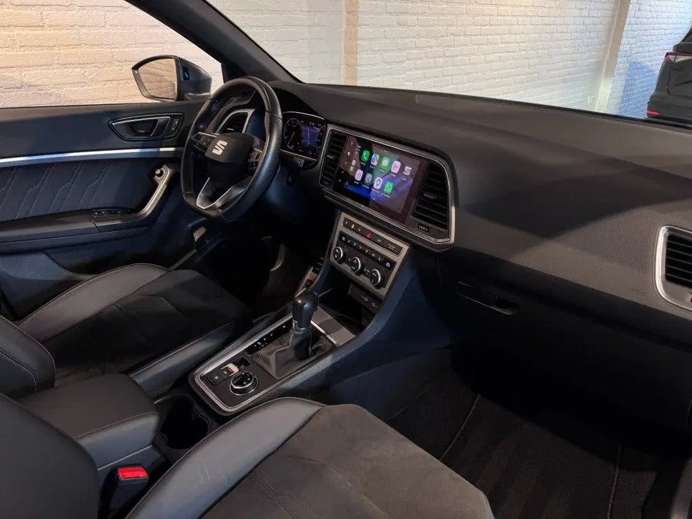 SEAT Ateca 1.5 TSI FR Business Intense Pano Trekhaak uit 2022, foto 2