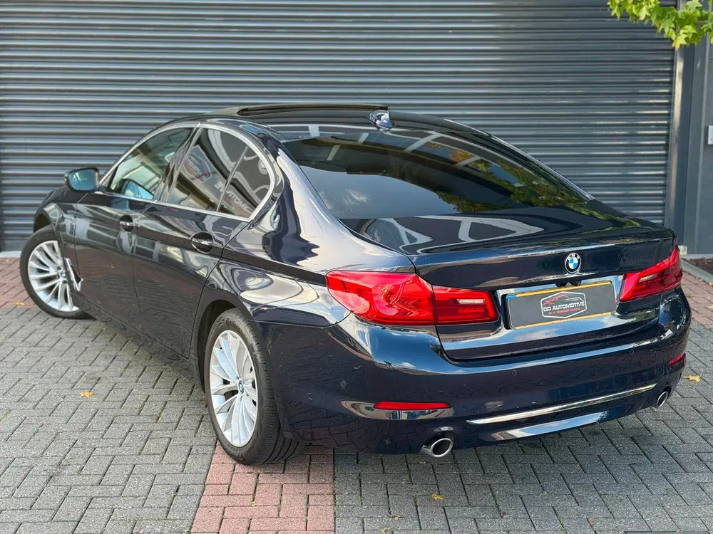 BMW 5-serie 530e iPerformance High Executive HuD uit 2019, foto 4