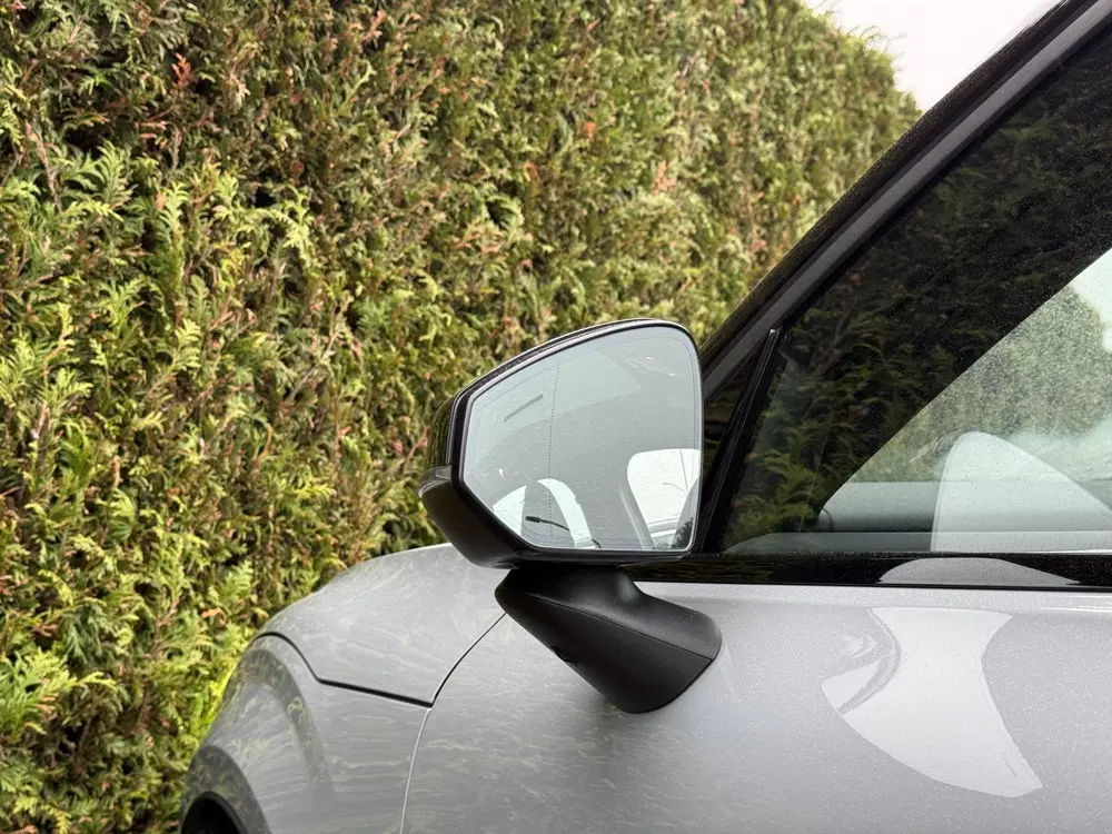 Volvo EX30 Single Motor Extended Range Ultra 69 kWh uit 2024, foto 14
