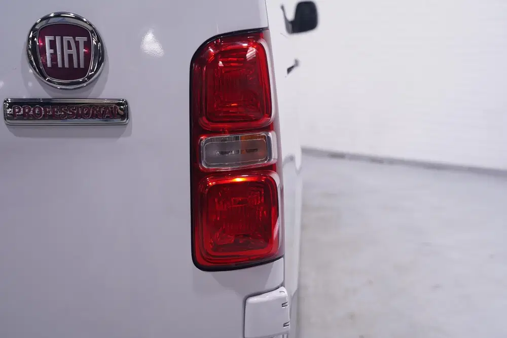 Fiat Scudo 1.5 Multijet 102 pk L3H1 Airco uit 2023, foto 11