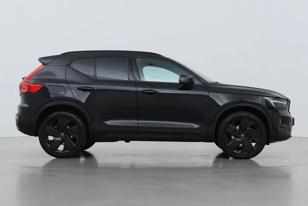 Volvo XC40 2.0 B3 Plus Black Edition uit 2025, foto 10