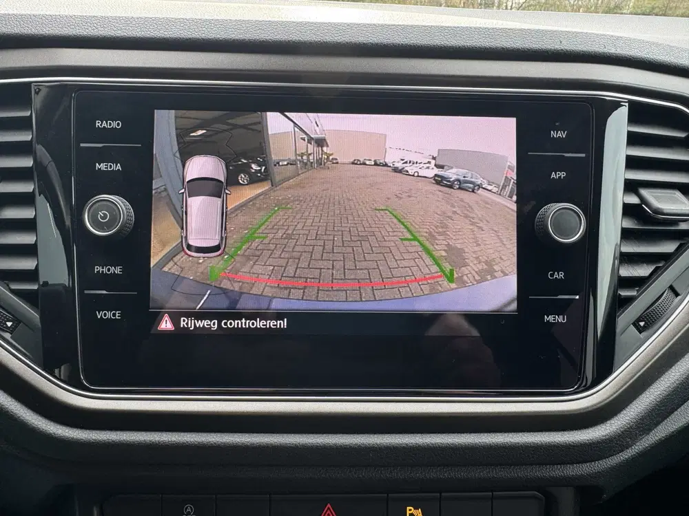 Volkswagen T-Roc 1.5 TSI Sport Business R Automaat uit 2019, foto 15