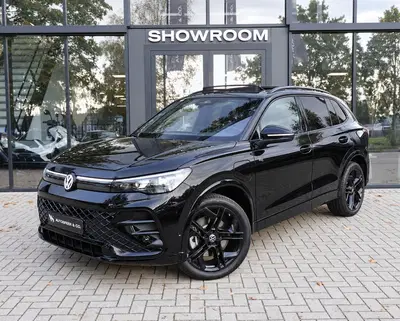 Volkswagen Tiguan 1.5 eHybrid R-Line PANO H&K MASSAGE KEYLES uit 2026
