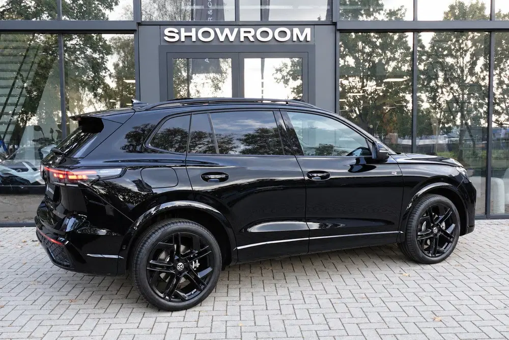 Volkswagen Tiguan 1.5 eHybrid R-Line PANO H&K MASSAGE KEYLES uit 2026, foto 6