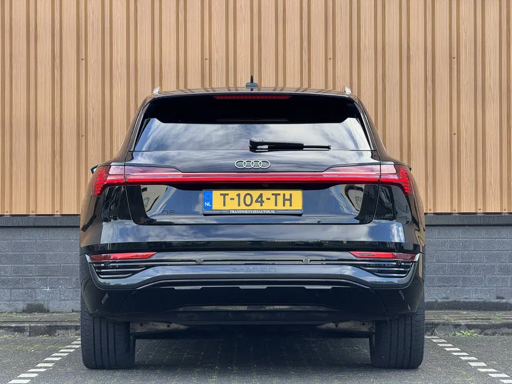 Audi Q8 e-tron 50 quattro Advanced Edition 95 kWh uit 2023, foto 6