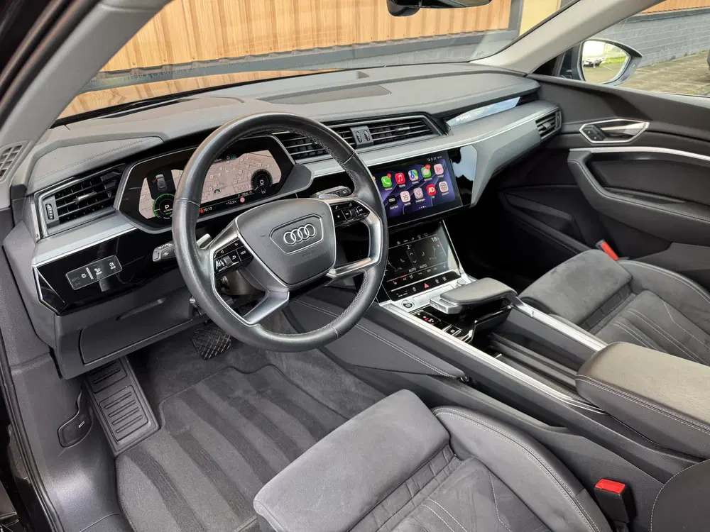 Audi Q8 e-tron 50 quattro Advanced Edition 95 kWh uit 2023, foto 8