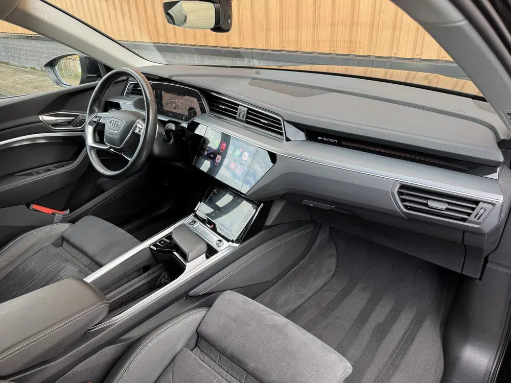 Audi Q8 e-tron 50 quattro Advanced Edition 95 kWh uit 2023, foto 9
