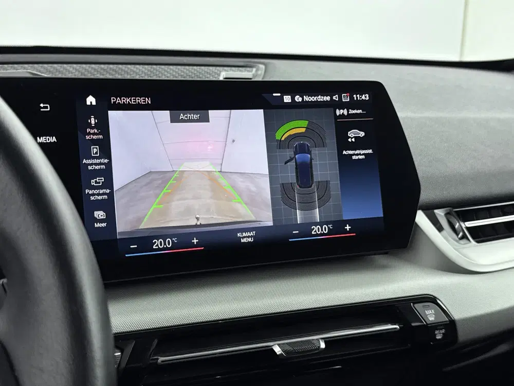 BMW X1 sDrive20i Automaat uit 2023, foto 11