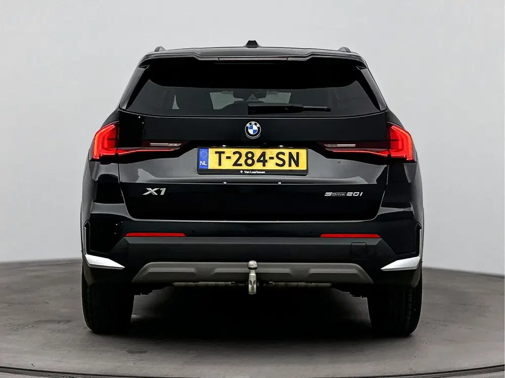 BMW X1 sDrive20i Automaat uit 2023, foto 3
