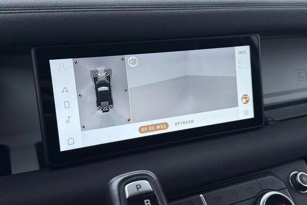 Land Rover Defender 110 D200 SE uit 2020, foto 13