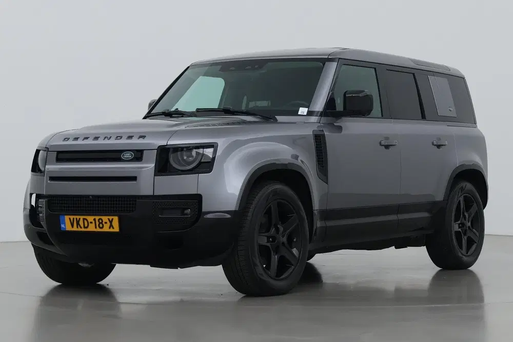 Land Rover Defender 110 D200 SE uit 2020, foto 8
