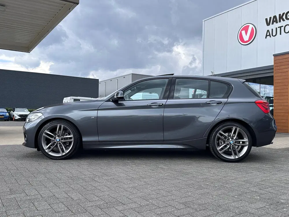 BMW 1-serie 118i M-Sport High Executive uit 2020, foto 7