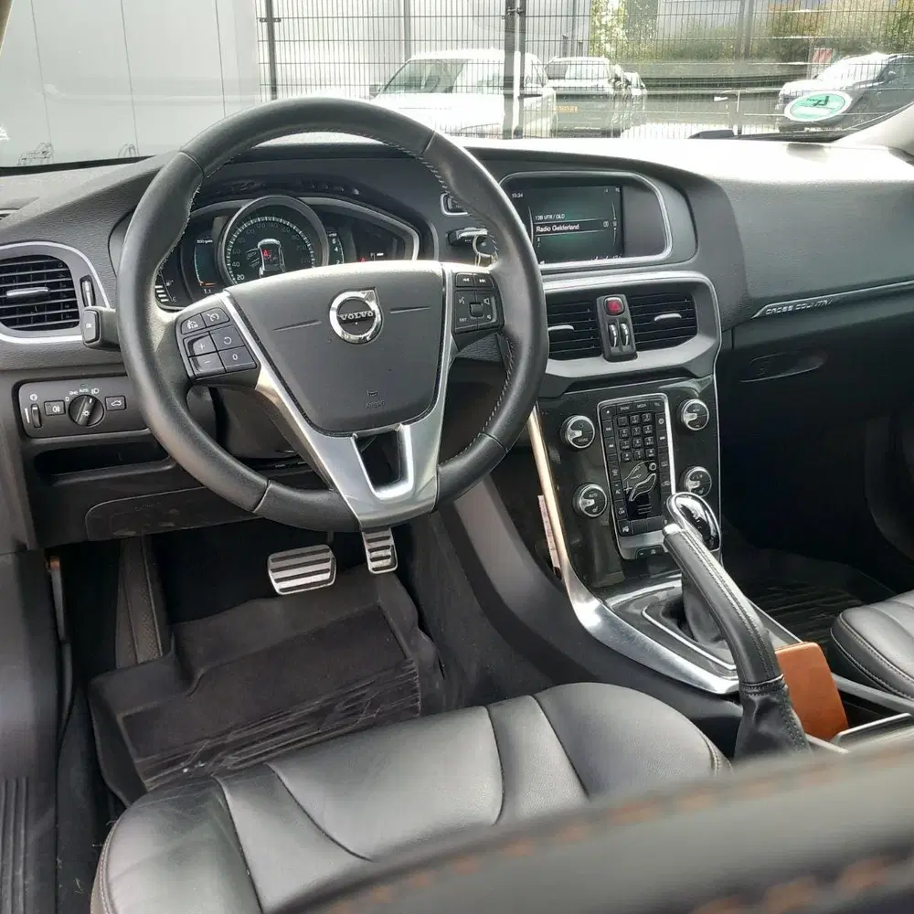 Volvo V40 Cross Country 1.5 T3 Polar+ Luxury uit 2019, foto 5