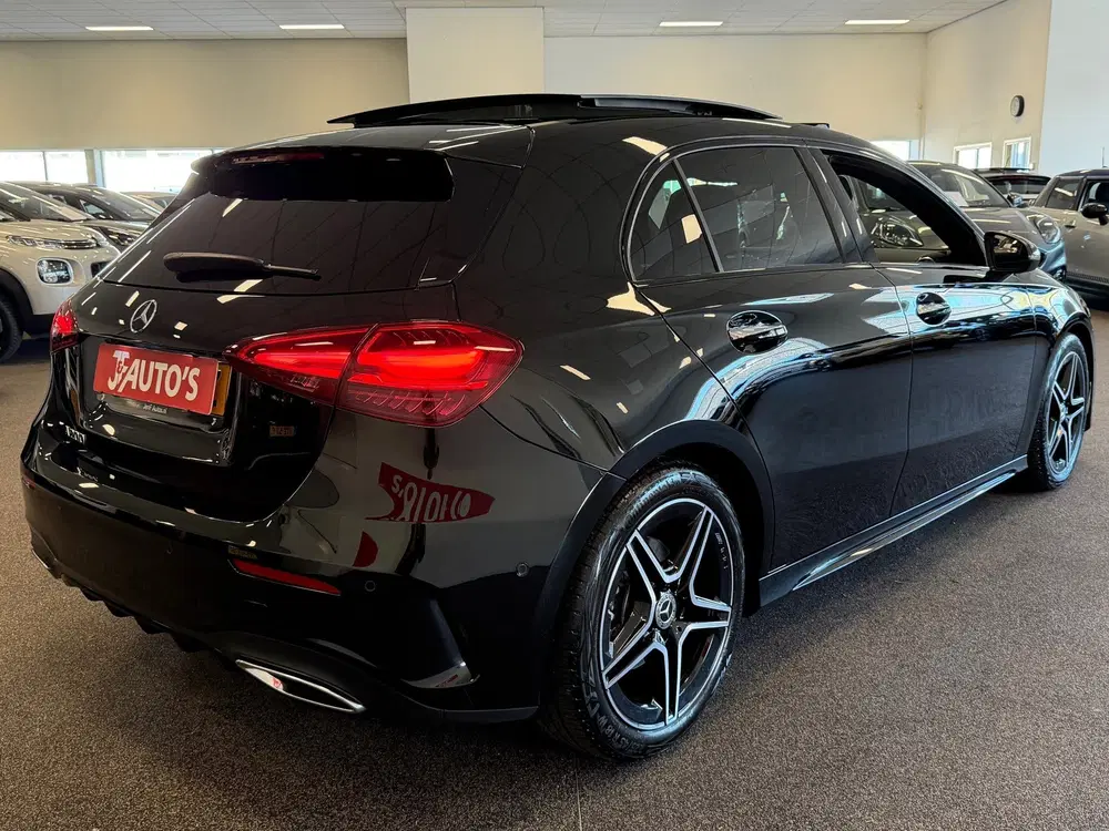 Mercedes-Benz A-Klasse 200 AMG LINE uit 2023, foto 4