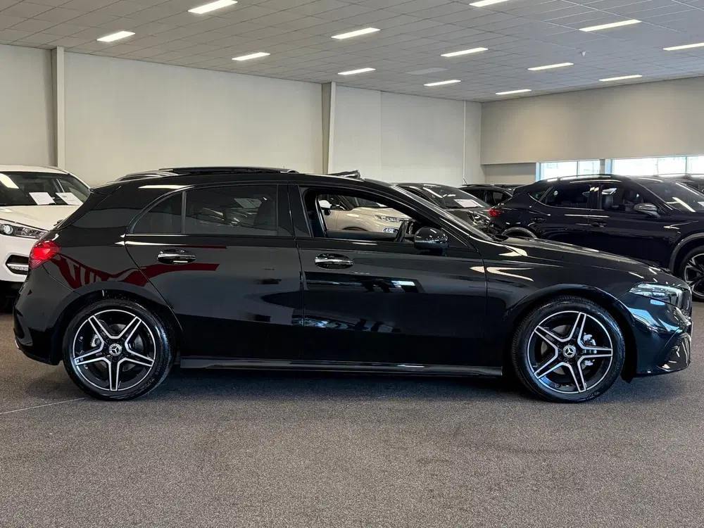 Mercedes-Benz A-Klasse 200 AMG LINE uit 2023, foto 5