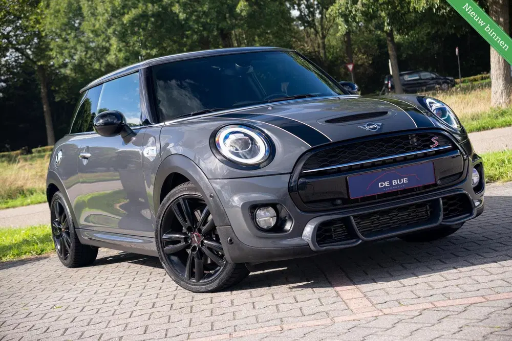 Mini Cooper S 2.0 192 PK Automaat uit 2019, foto 2
