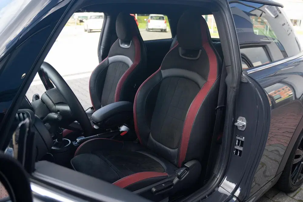 Mini Cooper S 2.0 192 PK Automaat uit 2019, foto 7