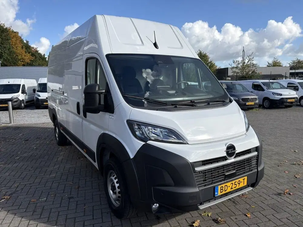 Opel Movano 4.25t L4H3 Zwaar 110 kWh ECC uit 2024, foto 4