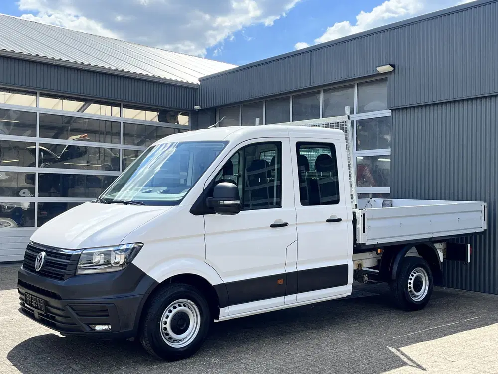 Volkswagen Crafter 35 2.0 TDI DC Open laadbak Airco Cruise c uit 2021, foto 2