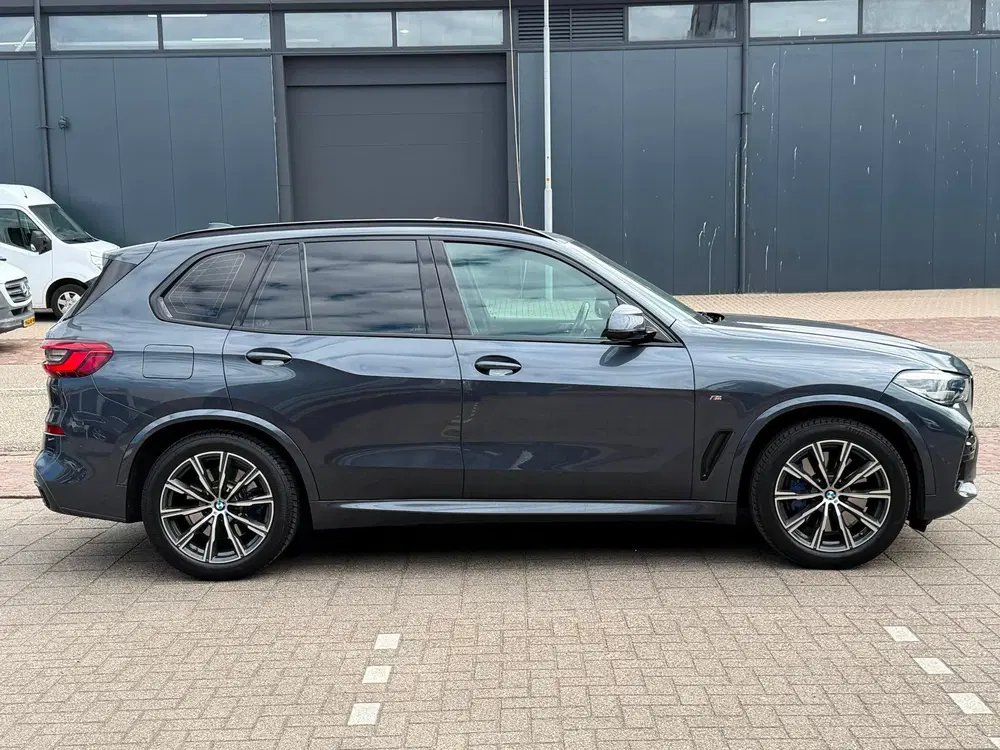 BMW X5 XDrive40i High Executive M-PAKKET l LUCHTV uit 2019, foto 13