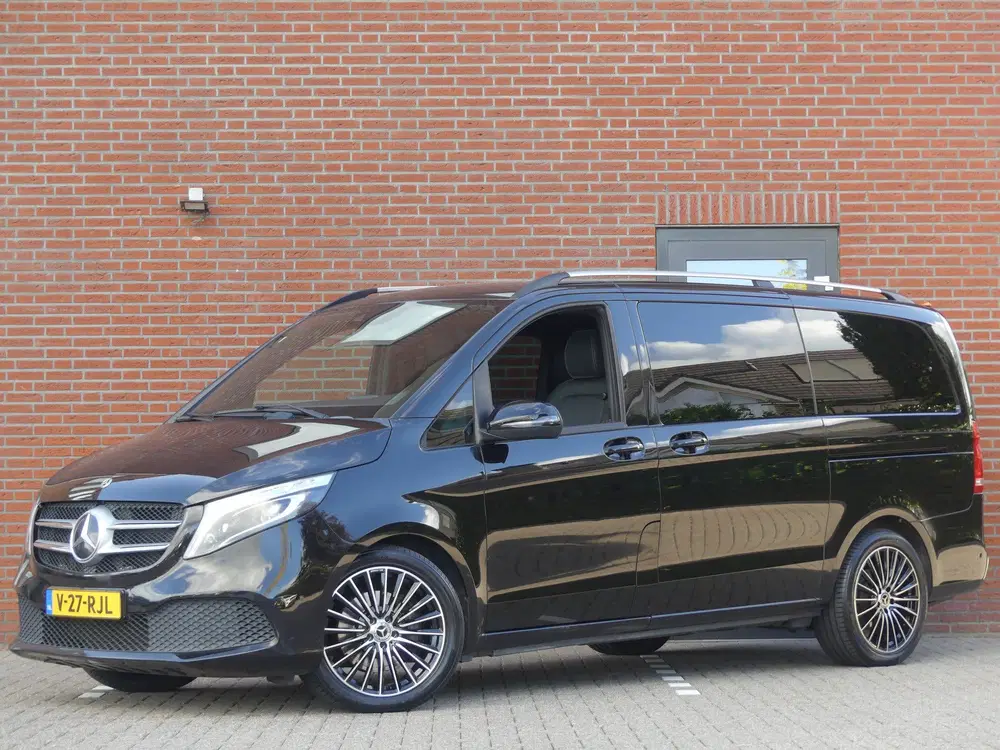 Mercedes-Benz V-Klasse 220d Lang Dubbel Cabine Panoramadak uit 2020