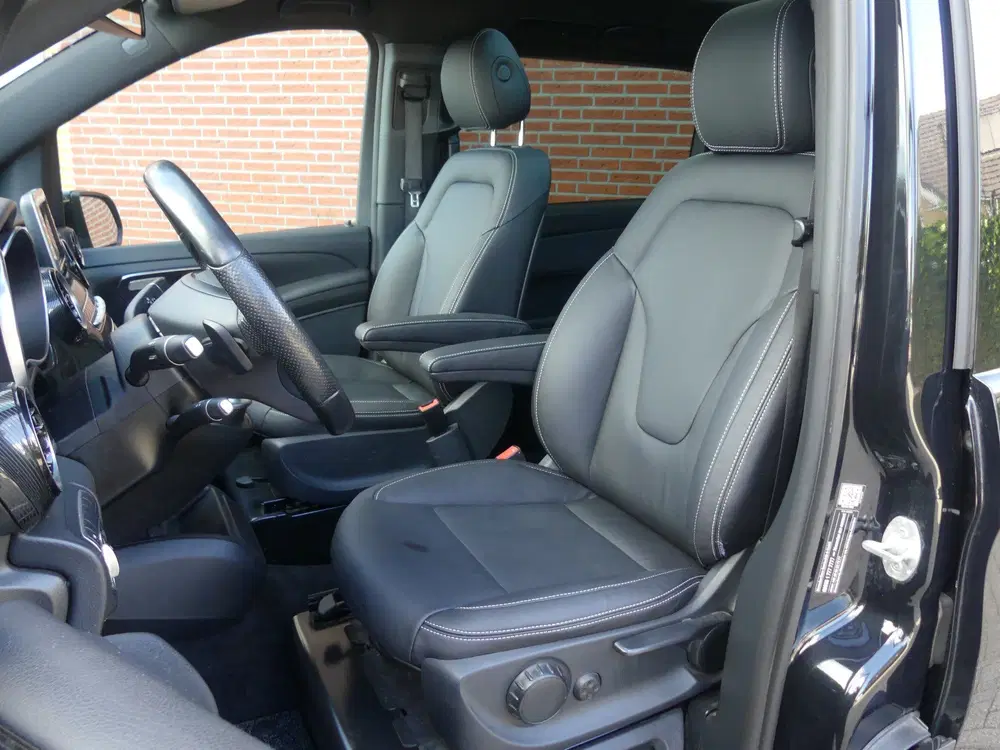Mercedes-Benz V-Klasse 220d Lang Dubbel Cabine Panoramadak uit 2020, foto 5