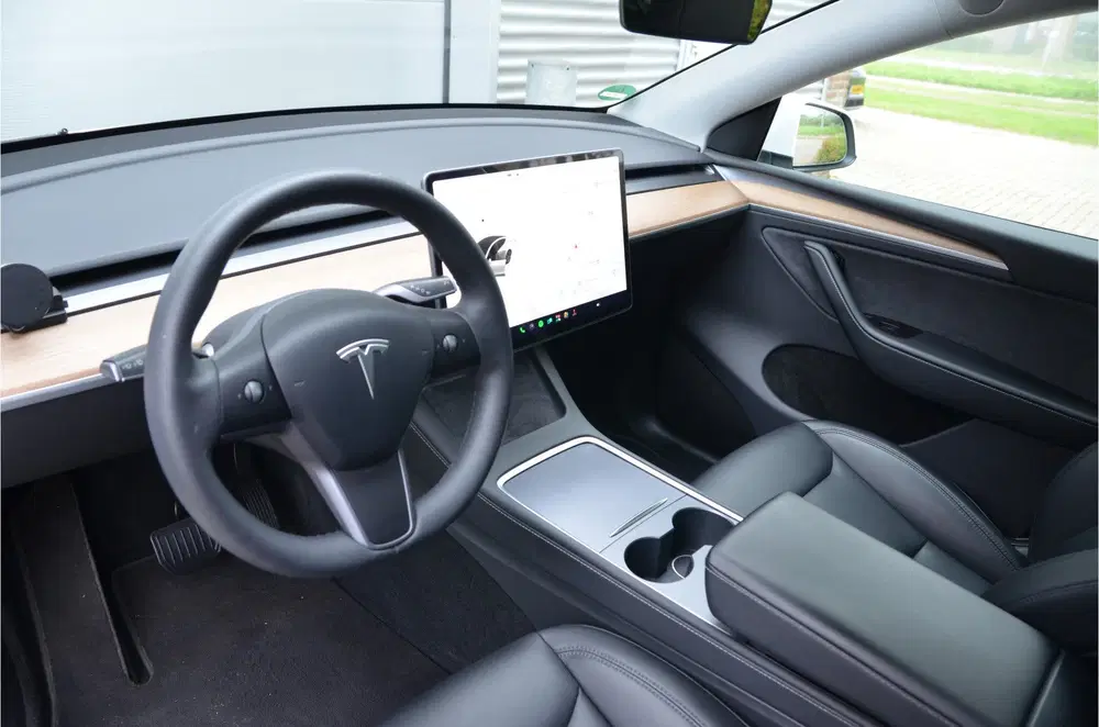 Tesla Model Y Long Range AWD 75 kWh AutoPilot3.0 Ryzen uit 2023, foto 12