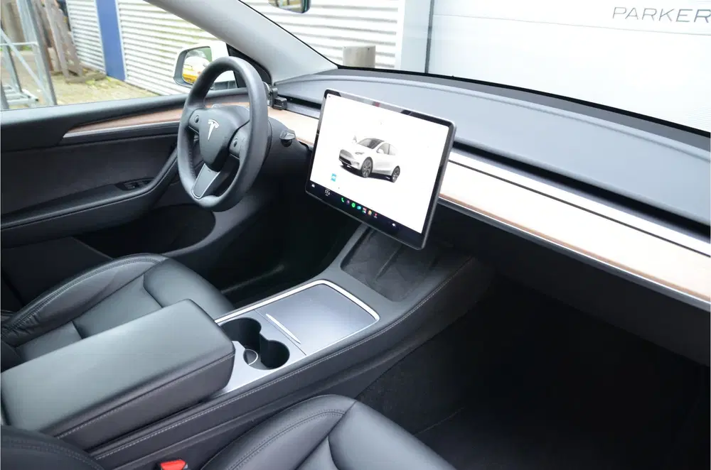 Tesla Model Y Long Range AWD 75 kWh AutoPilot3.0 Ryzen uit 2023, foto 13