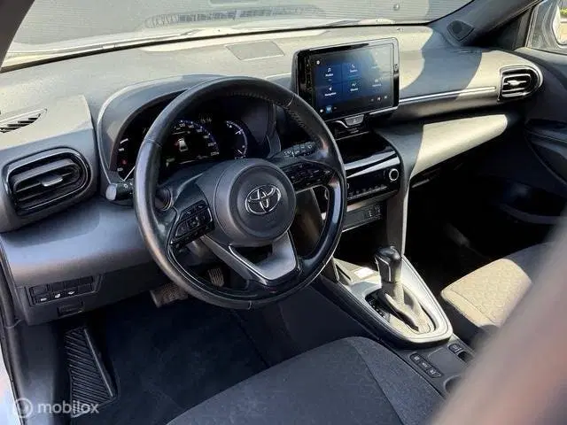 Toyota Yaris Cross Hybrid 2023 uit 2023, foto 13