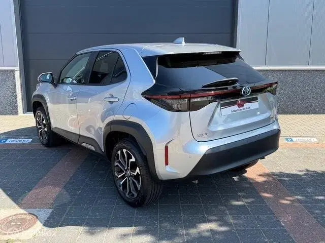 Toyota Yaris Cross Hybrid 2023 uit 2023, foto 3