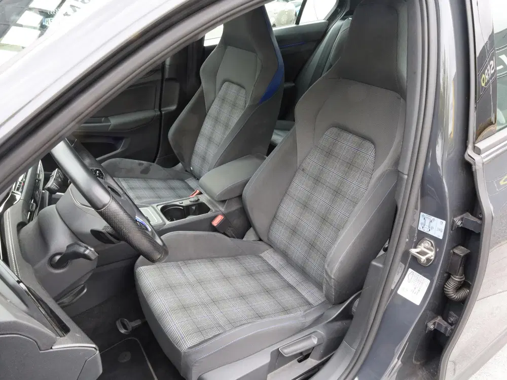 Volkswagen Golf GTE 1.4 eHybrid 245PK uit 2022, foto 6