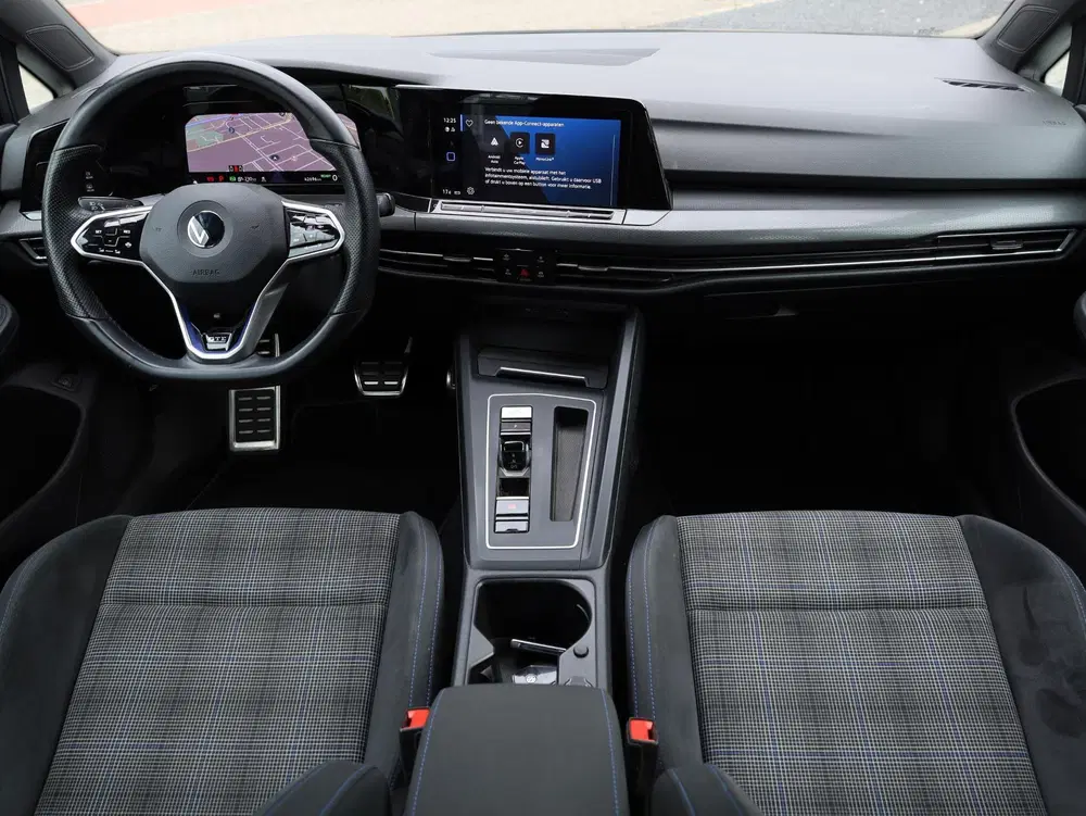 Volkswagen Golf GTE 1.4 eHybrid 245PK uit 2022, foto 7