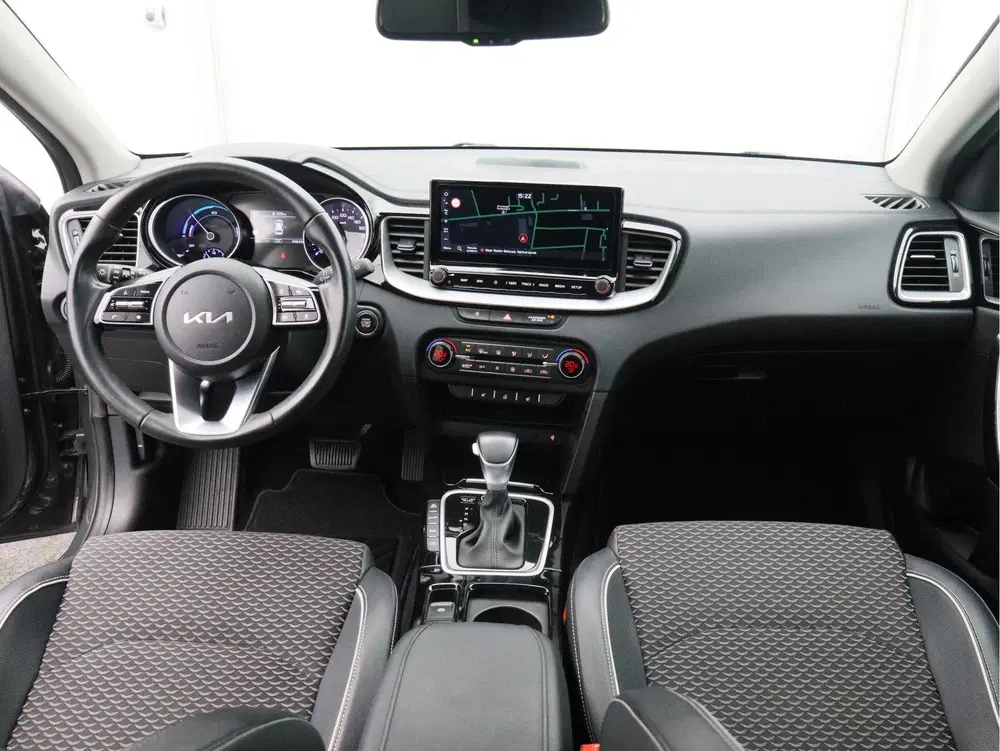 Kia Ceed 1.6 GDI PHEV DynamicPlusLine uit 2022, foto 2