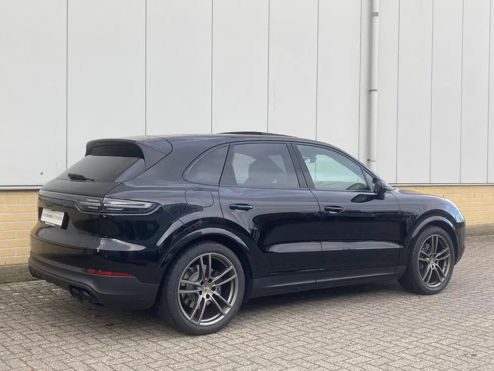 Porsche Cayenne 3.0 E-Hybrid 340KW met Panoramadak uit 2023, foto 10