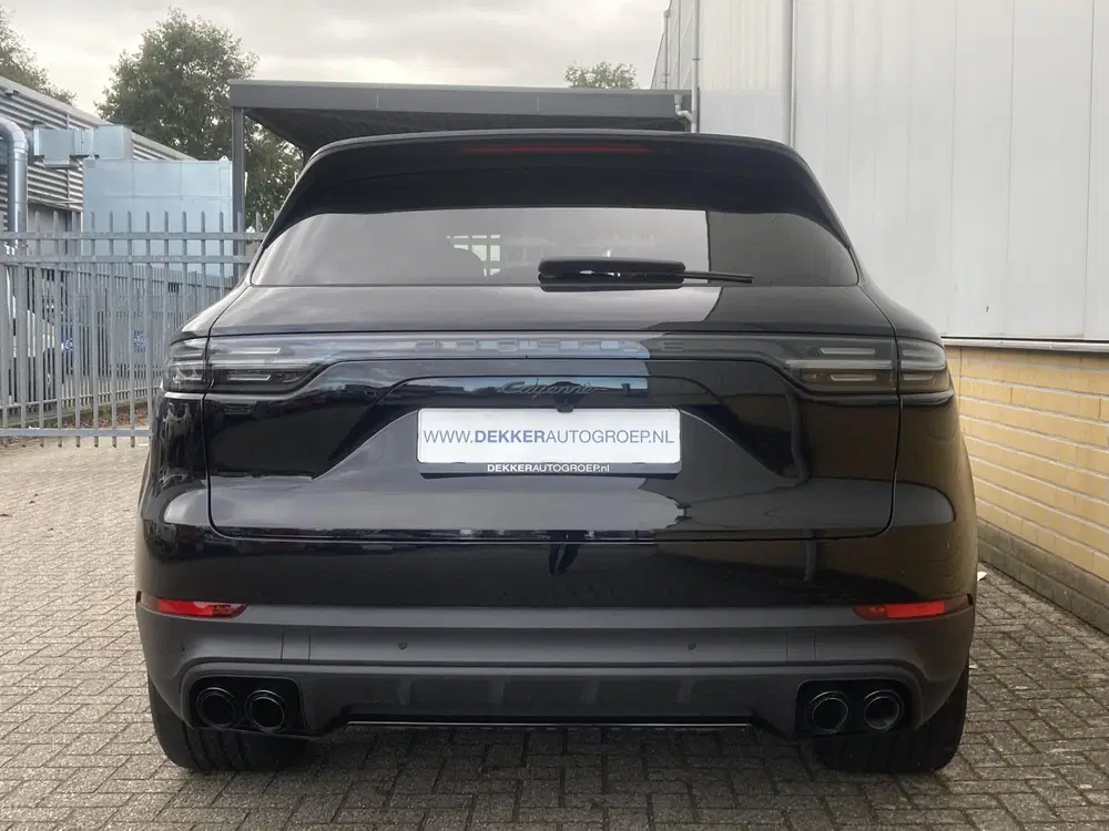 Porsche Cayenne 3.0 E-Hybrid 340KW met Panoramadak uit 2023, foto 11