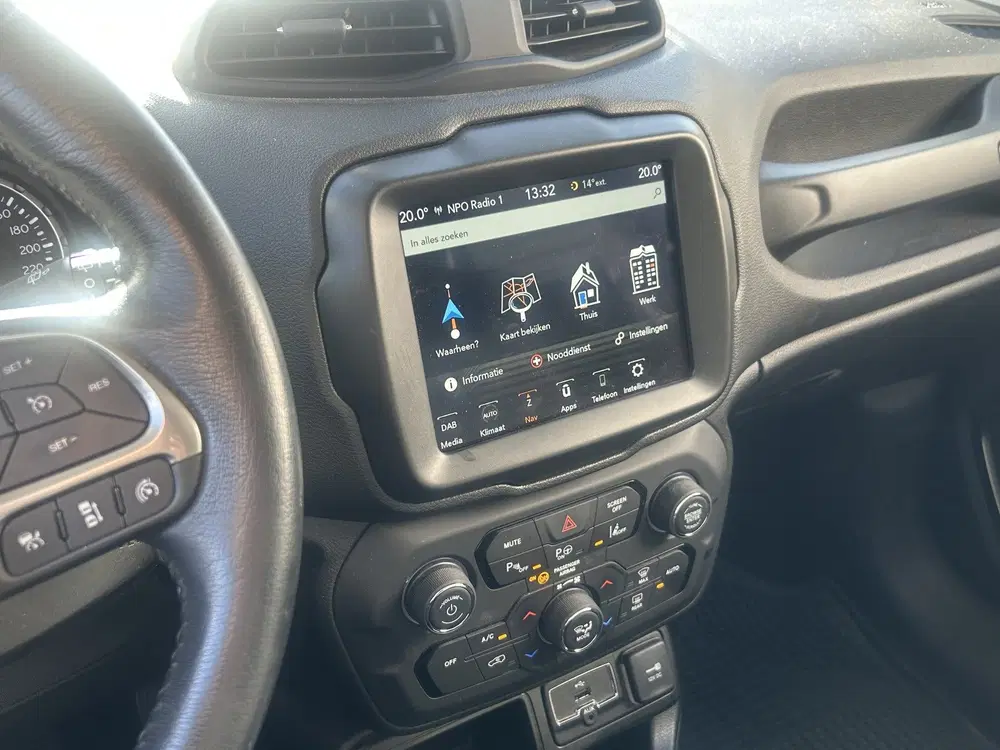 Jeep Renegade 1.0T Limited uit 2019, foto 10