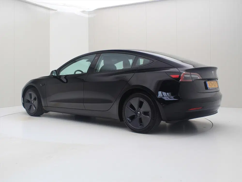 Tesla Model 3 Standard RWD Plus UPGRADE 94.6% SoH [ LFP uit 2023, foto 4