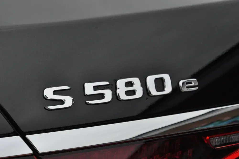 Mercedes-Benz S-Klasse 580 e Lang AMG Line uit 2023, foto 11