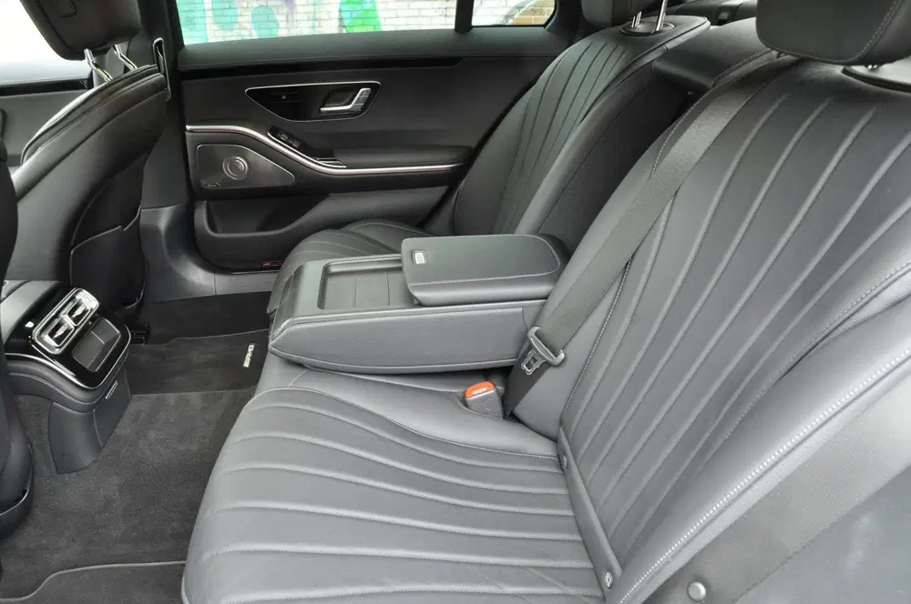 Mercedes-Benz S-Klasse 580 e Lang AMG Line uit 2023, foto 15