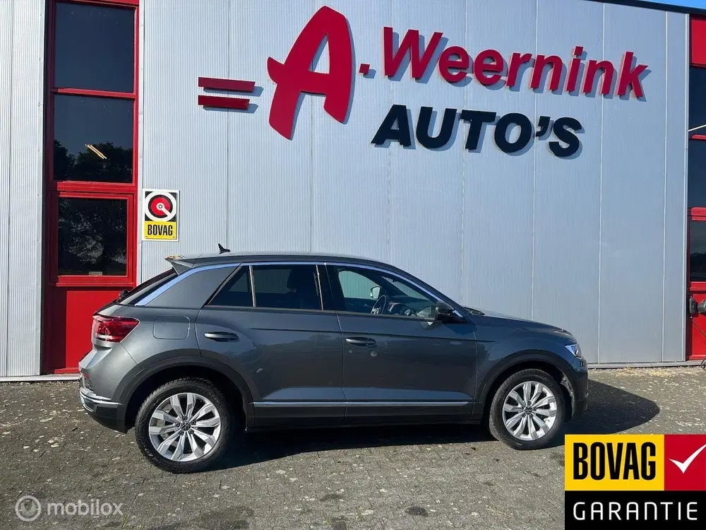 Volkswagen T-Roc 1.5 TSI Sport Business IQ drive Aut. Trekh uit 2022, foto 4